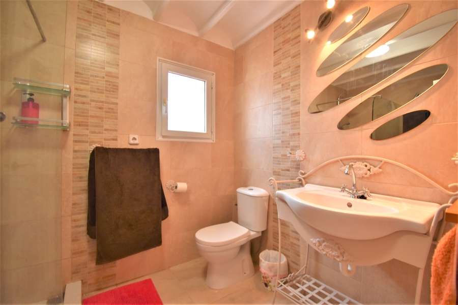 Re-Sale - Detached Villa - Orihuela Costa - Playa Flamenca