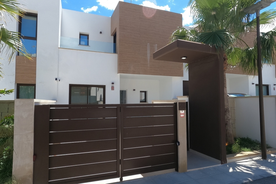 Re-Sale - Detached Villa - Algorfa - La Finca Golf Resort