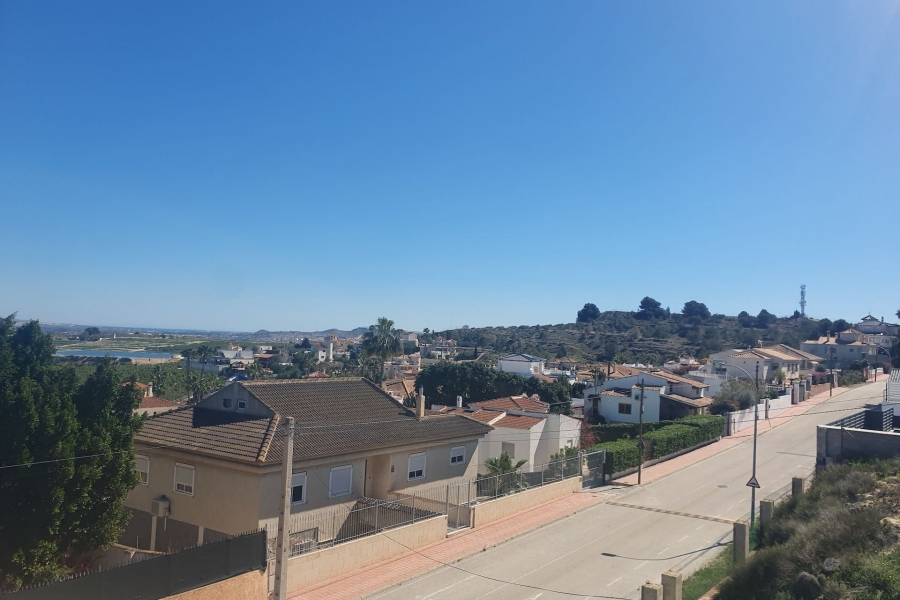 Re-Sale - Detached Villa - Algorfa - Lomas de La Juliana