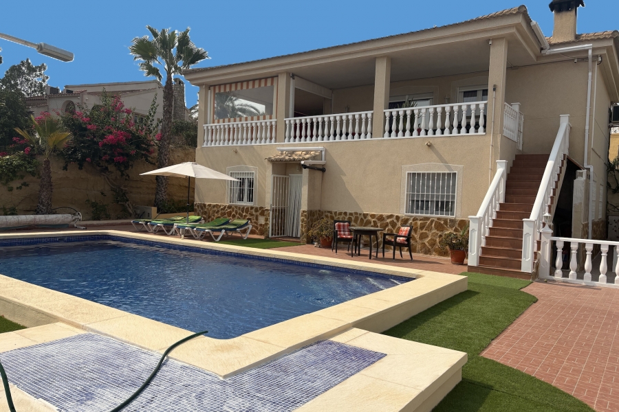 Re-Sale - Detached Villa - Algorfa - Algorfa - Village