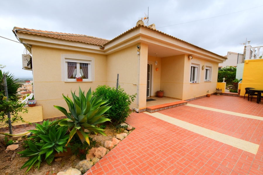 Re-Sale - Detached Villa - Algorfa - Montemar