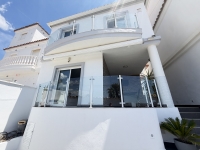 Re-Sale - Detached Villa - Orihuela Costa - Villamartin
