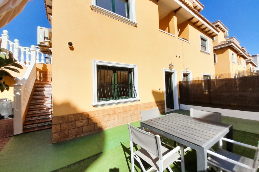 Re-Sale - Semi Detached Villa - Ciudad Quesada - Lo Marabu