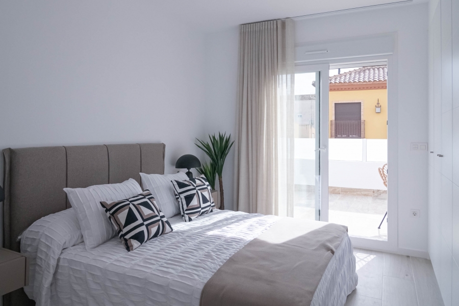 New - Townhouse - Jerónimo y Avileses