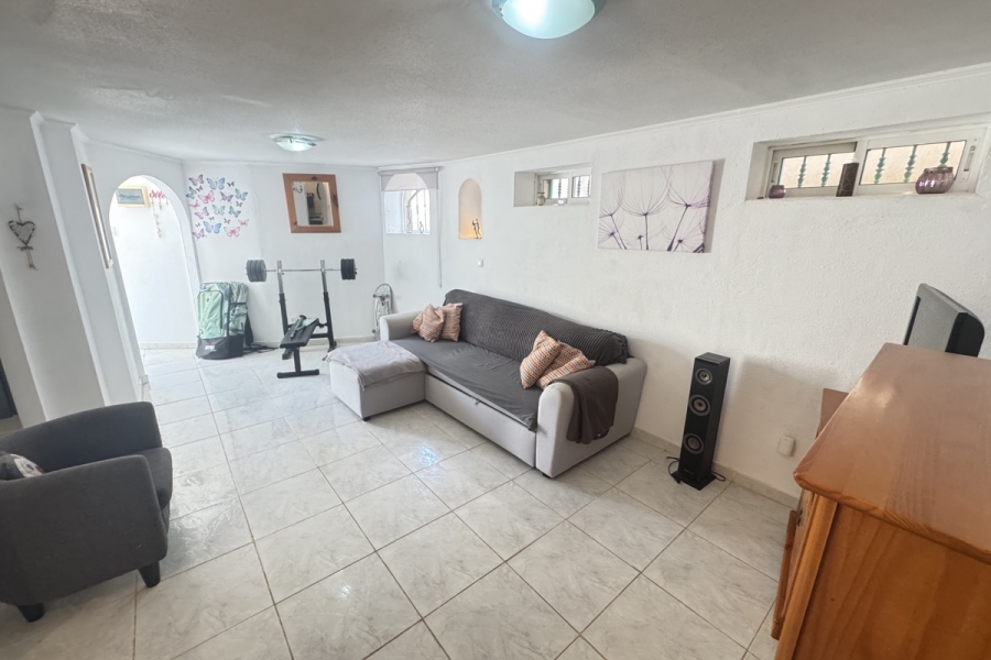 Re-Sale - Detached Villa - Orihuela Costa - Villamartin