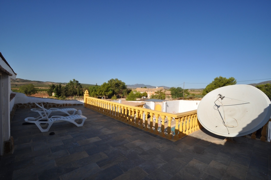 Re-Sale - Country Property - Pinoso - Edge of town