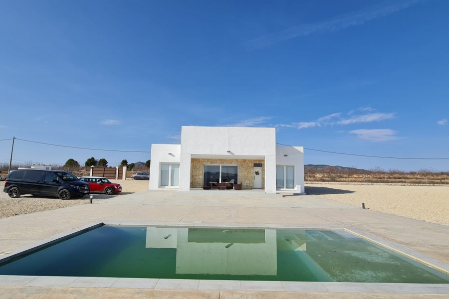 New - Country Property - Pinoso - Pinoso - Country