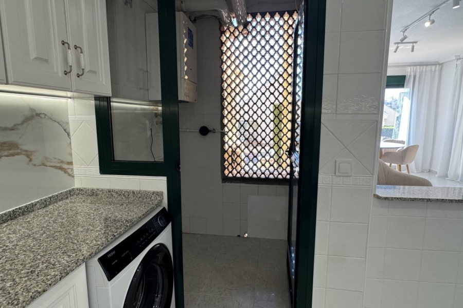 Re-Sale - Apartment - Orihuela Costa - Lomas de Campoamor