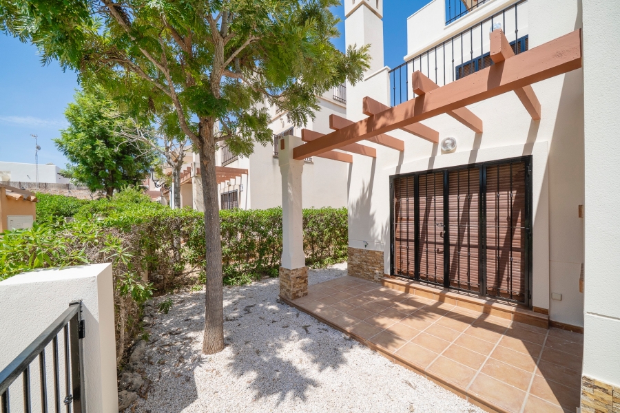 Re-Sale - Semi Detached Villa - Algorfa - La Finca Golf Resort