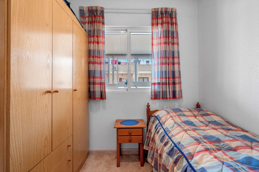 Re-Sale - Apartment - Torrevieja - Torrevieja - Centre