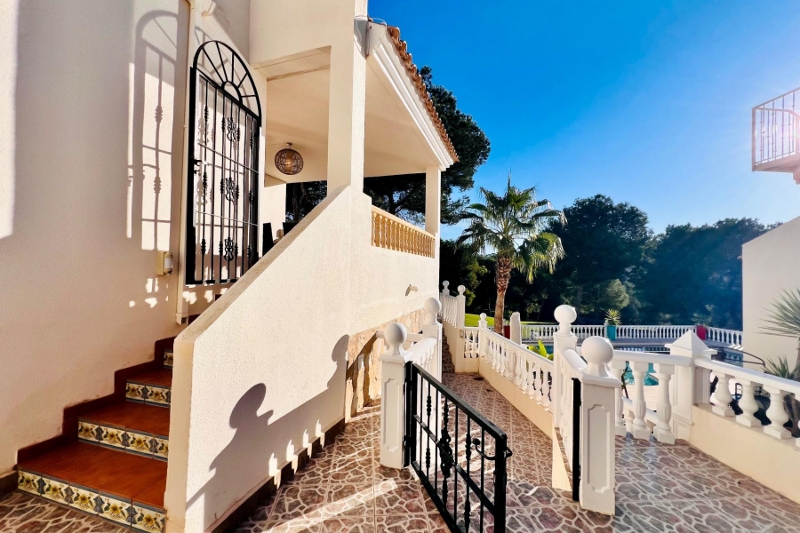 Re-Sale - Detached Villa - Orihuela Costa - Las Ramblas