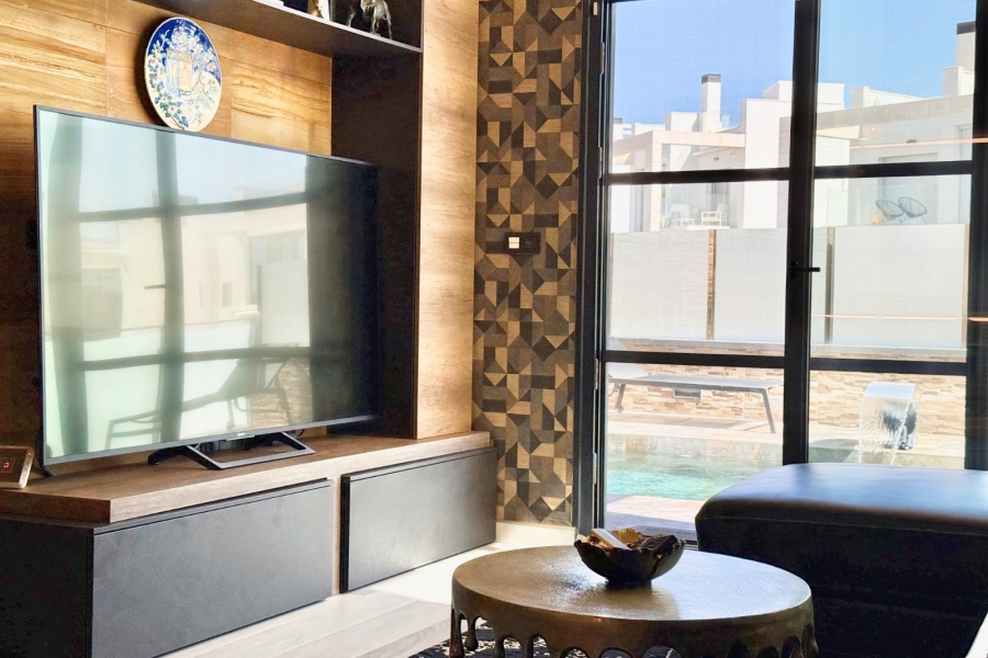 Re-Sale - Detached Villa - Orihuela Costa - Lomas de Cabo Roig