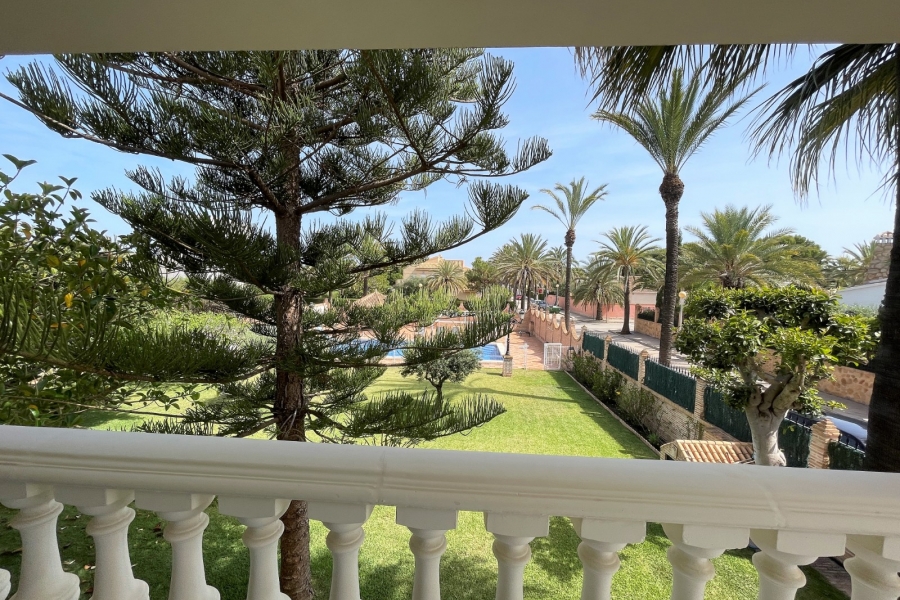 Re-Sale - Detached Villa - Orihuela Costa - Cabo Roig