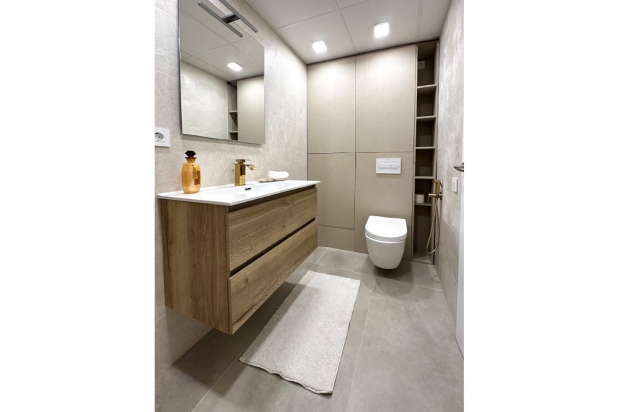 Re-Sale - Apartment - Torrevieja - Torrevieja - Centre