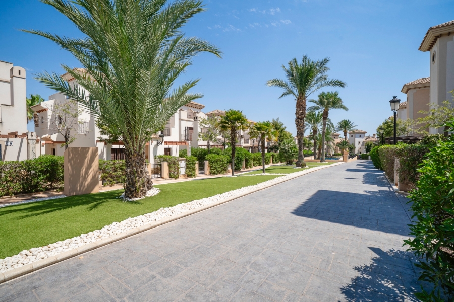 Re-Sale - Semi Detached Villa - Algorfa - La Finca Golf Resort