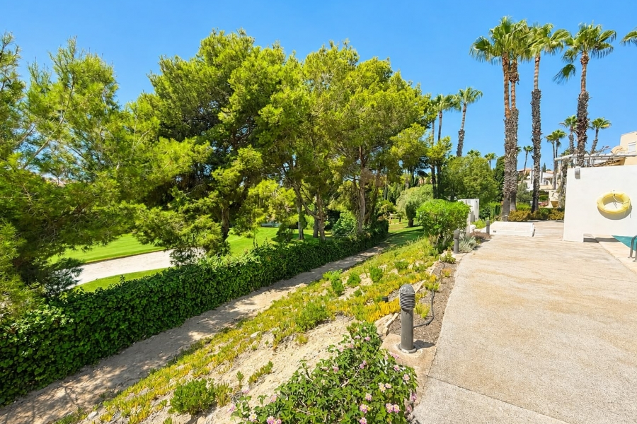 Re-Sale - Detached Villa - Orihuela Costa - Villamartin