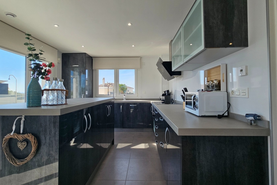 Re-Sale - Detached Villa - La Marina - La Marina - Urbanization