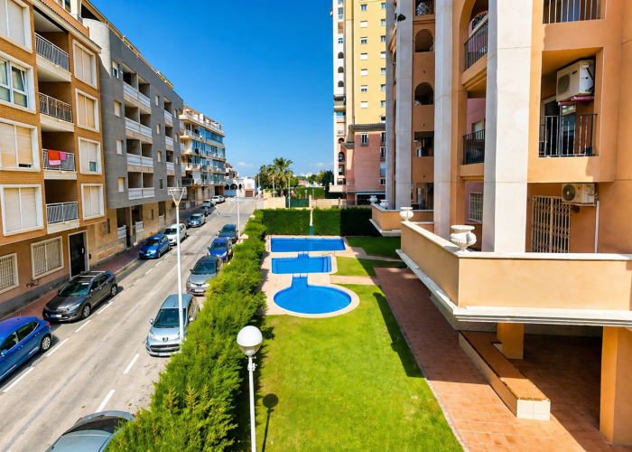 Re-Sale - Apartment - Torrevieja - Playa Los Locos