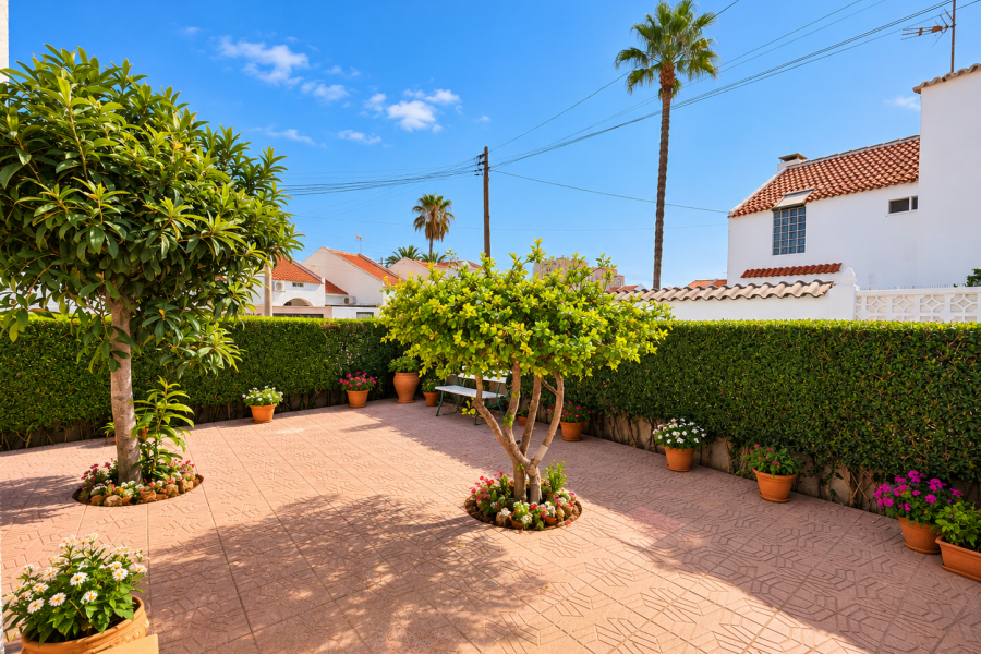 Re-Sale - Townhouse - Torrevieja - Torrevieja - Centre