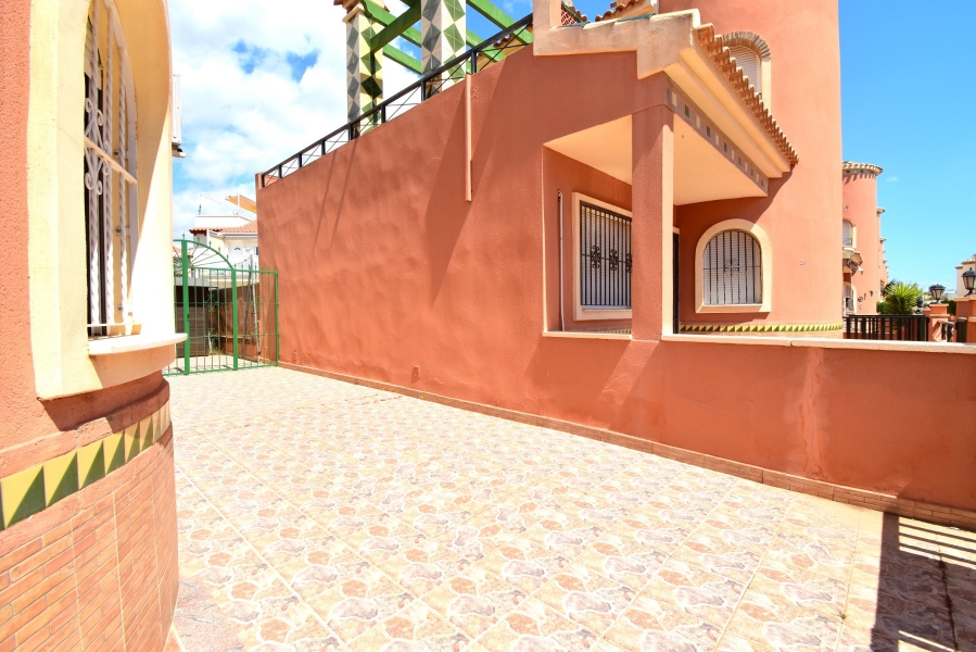 Re-Sale - Detached Villa - Orihuela Costa - Playa Flamenca