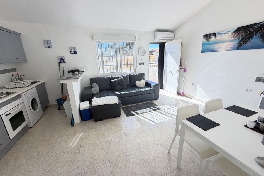 Re-Sale - Apartment - Orihuela Costa - Villamartin