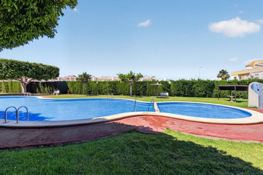 Re-Sale - Apartment - Torrevieja - Altos del Limonar