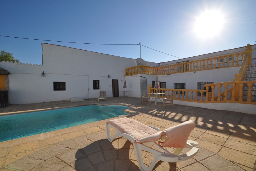 Re-Sale - Country Property - Pinoso - Pinoso - Town