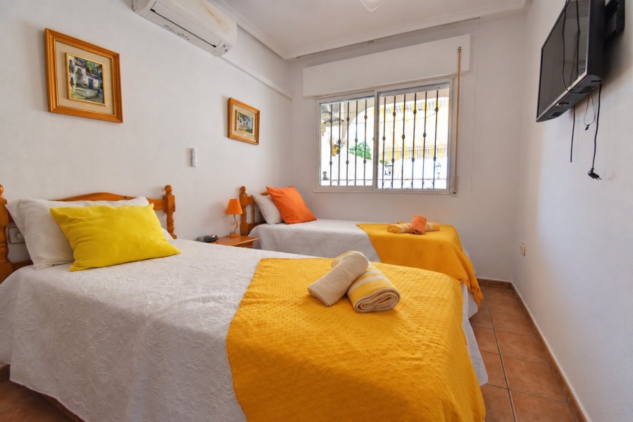 Re-Sale - Semi Detached Villa - Orihuela Costa - La Zenia