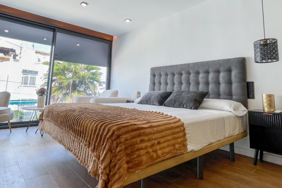Re-Sale - Townhouse - Torrevieja - Aguas Nuevas