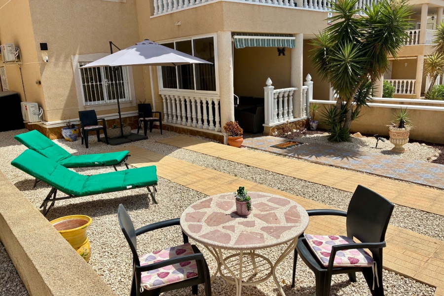 Re-Sale - Apartment - Orihuela Costa - Villamartin