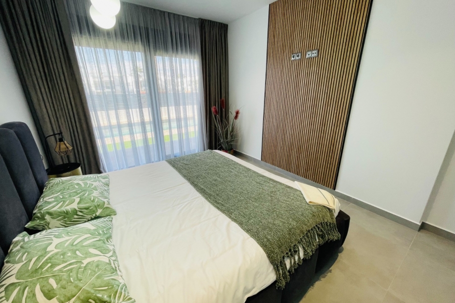 Nye - Frittliggende Villa - Torrevieja