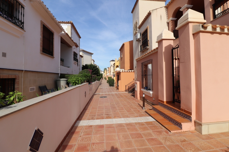 Re-Sale - Detached Villa - Algorfa - La Finca Golf Resort