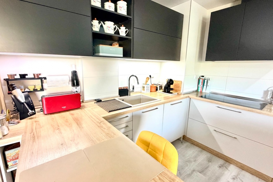 Re-Sale - Apartment - Orihuela Costa - La Zenia
