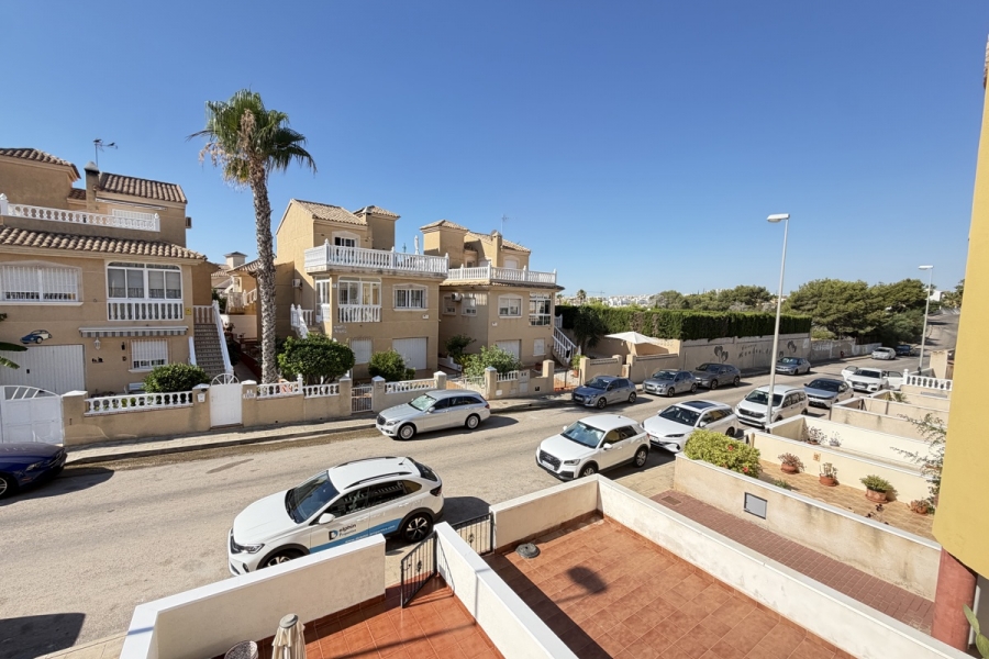 Re-Sale - Apartment - Orihuela Costa - Villamartin