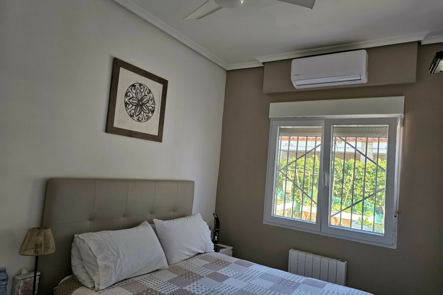 Re-Sale - Detached Villa - La Marina - La Marina - Urbanization