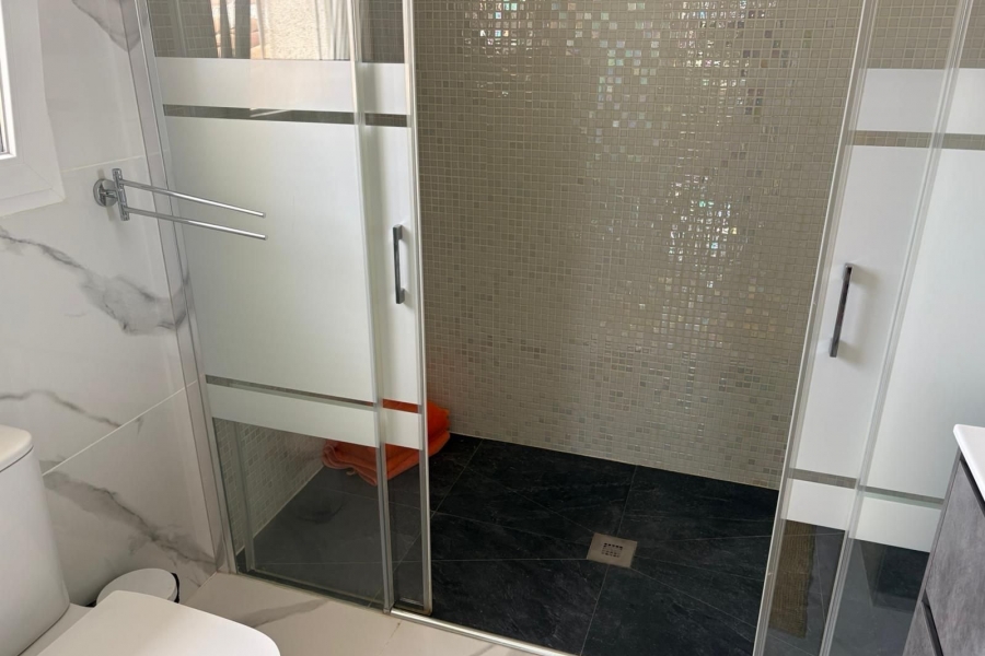 Re-Sale - Detached Villa - Algorfa - Algorfa - Village