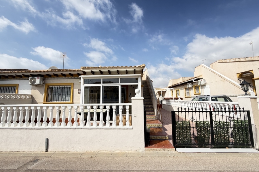 Re-Sale - Bungalow - Orihuela Costa - La Zenia