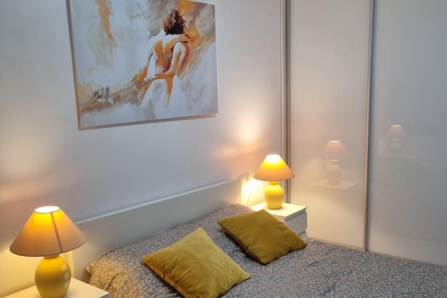 Re-Sale - Apartment - Torrevieja - Playa Los Naufragos