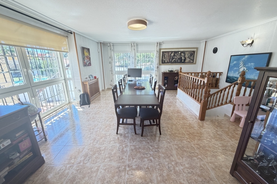 Re-Sale - Detached Villa - Torrevieja - Los Balcones
