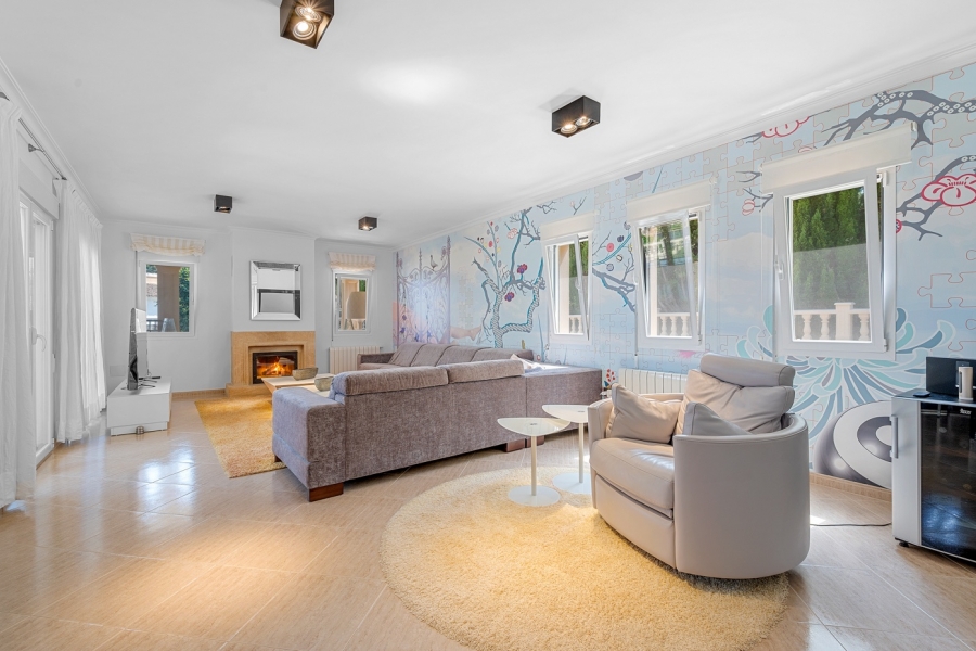 Re-Sale - Detached Villa - Benissa - Carrio