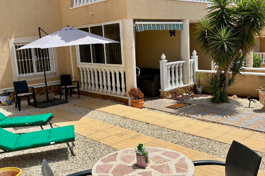 Re-Sale - Apartment - Orihuela Costa - Villamartin