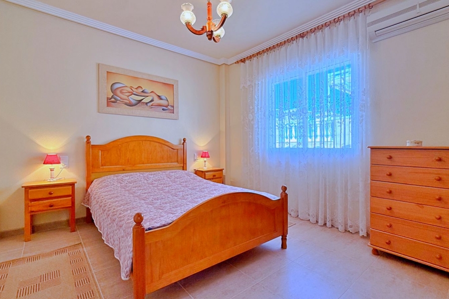 Re-Sale - Detached Villa - Orihuela Costa - Punta Prima