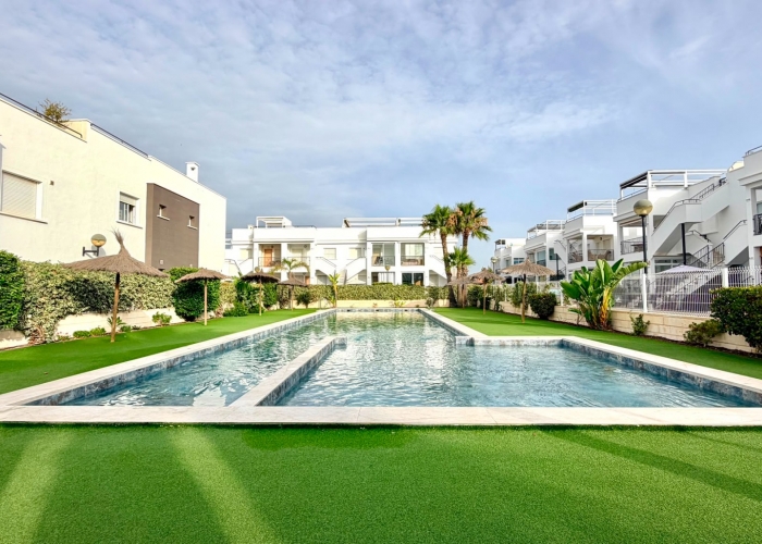 Re-Sale - Apartment - Torrevieja - Aguas Nuevas
