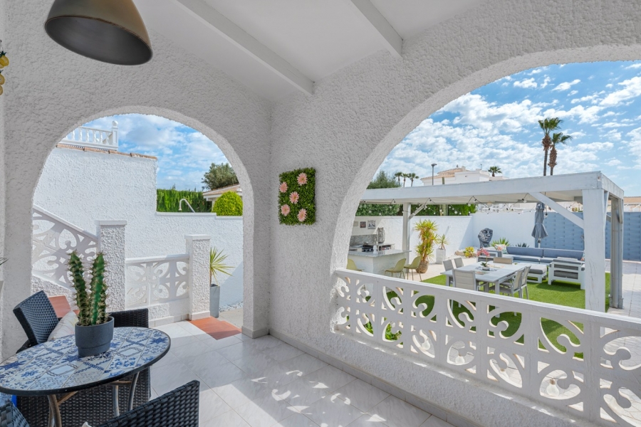 Re-Sale - Detached Villa - Ciudad Quesada - Pueblo Bravo