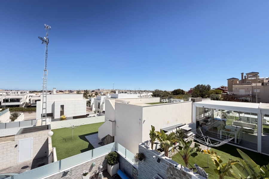 Re-Sale - Detached Villa - Orihuela Costa - Villamartin