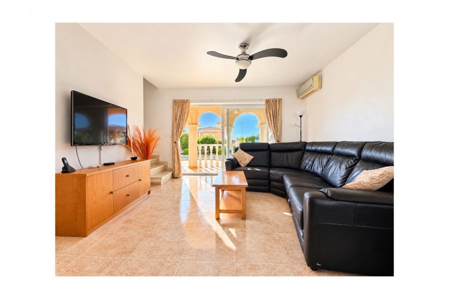 Re-Sale - Detached Villa - La Marina - La Marina - Urbanization