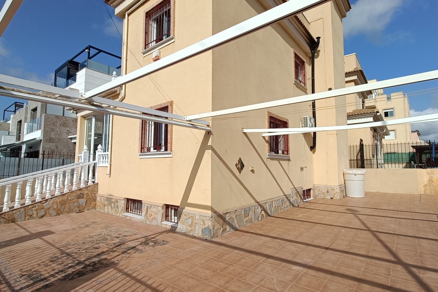 Re-Sale - Detached Villa - Orihuela Costa - Lomas de Don Juan