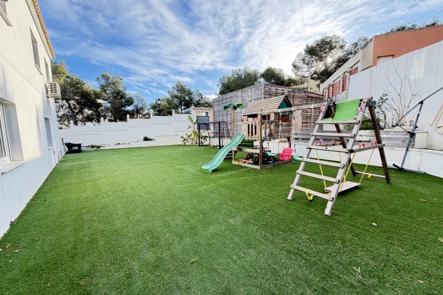 Re-Sale - Detached Villa - Orihuela Costa - Villamartin