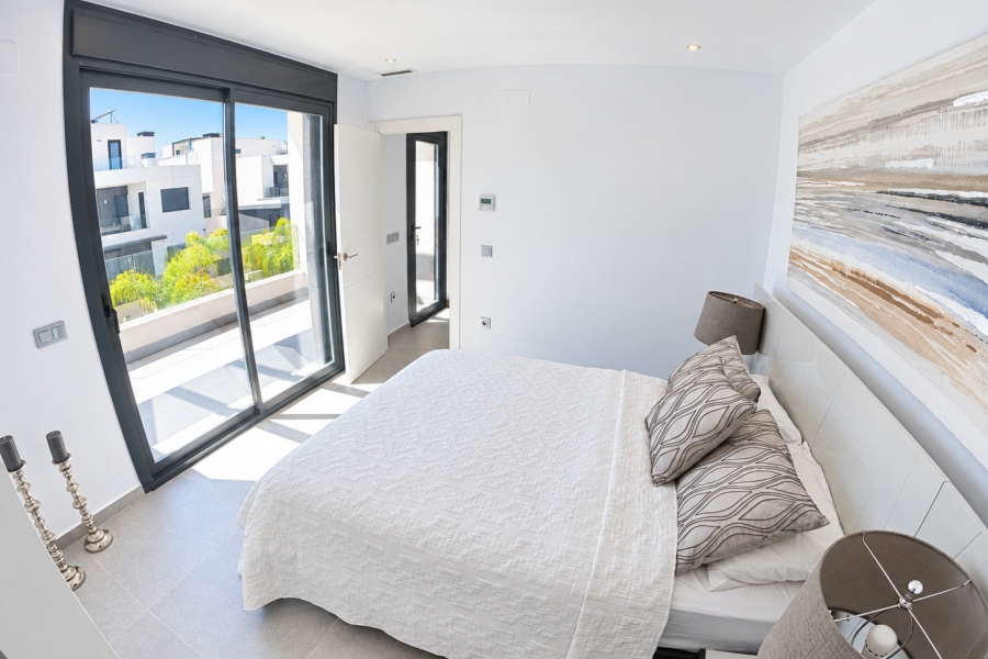 Re-Sale - Detached Villa - Algorfa - La Finca Golf Resort