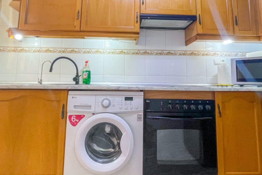 Re-Sale - Apartment - Torrevieja - Torrevieja - Centre